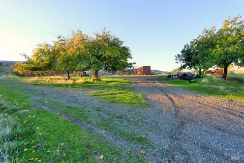 8588 Pleasants Valley Rd, Winters, CA 95694 photo 7