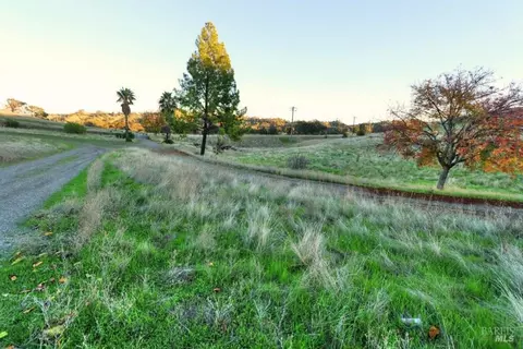 8588 Pleasants Valley Rd, Winters, CA 95694 photo 9