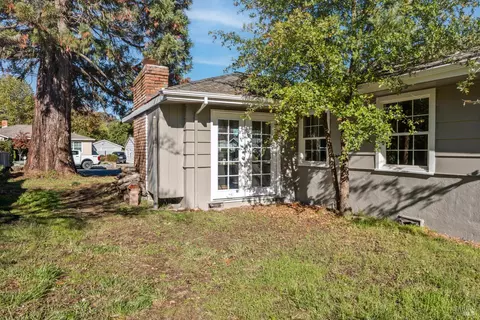 Exterior - 409 Luce Ave, Ukiah, CA 95482 photo 5 of 11