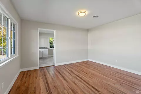 Living - 409 Luce Ave, Ukiah, CA 95482 photo 3 of 4