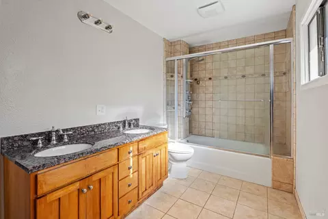 Bath - 409 Luce Ave, Ukiah, CA 95482 photo 1 of 2