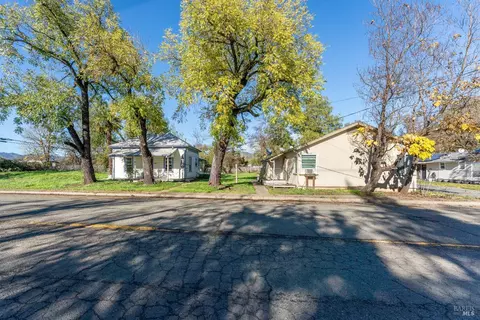 10000-10040 Main St, Potter Valley, CA 95469