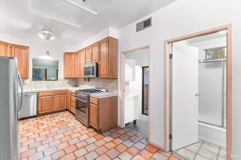 405 Walnut Ave, Sonoma, CA 95476 photo 11