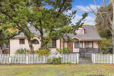 405 Walnut Ave, Sonoma, CA 95476