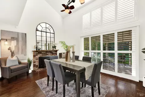 Dining - 1355 W H St, Dixon, CA 95620 photo 1 of 5