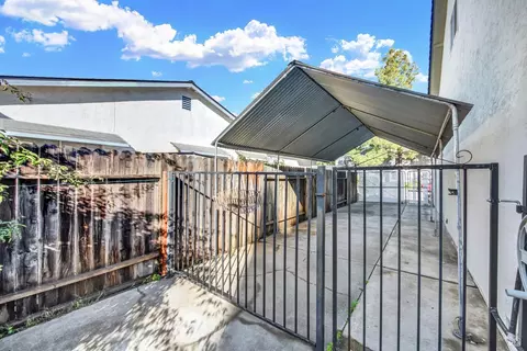 Exterior - 1355 W H St, Dixon, CA 95620 photo 15 of 16