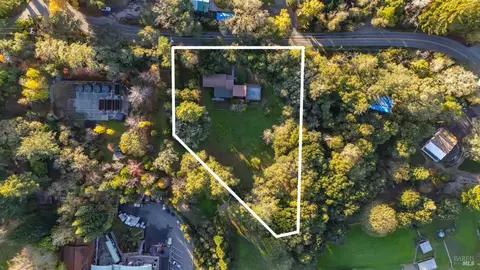 3695 Frei Rd, Sebastopol, CA 95472