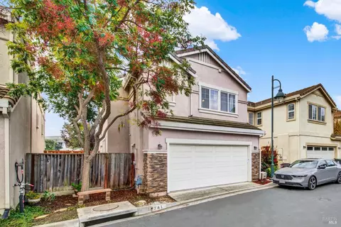 Exterior - 741 Greentree Cir, Fairfield, CA 94534 photo 6 of 9