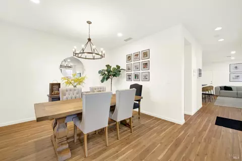 Dining - 741 Greentree Cir, Fairfield, CA 94534 photo 2 of 7