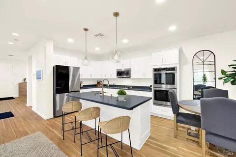 Kitchen - 741 Greentree Cir, Fairfield, CA 94534 photo 2 of 11