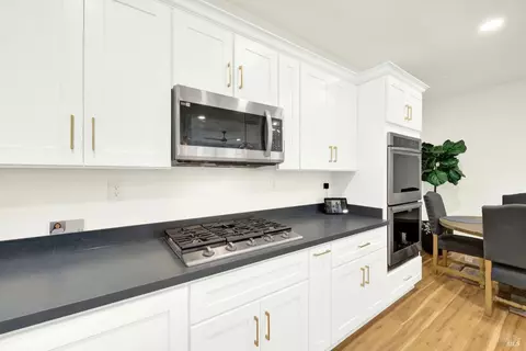 Kitchen - 741 Greentree Cir, Fairfield, CA 94534 photo 10 of 11