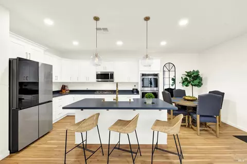 Kitchen - 741 Greentree Cir, Fairfield, CA 94534 photo 3 of 11