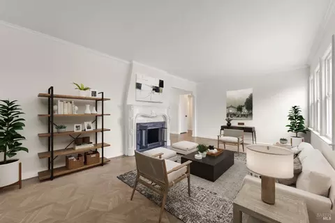 Living - 550 Steffan St, Vallejo, CA 94591 photo 4 of 12