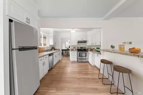 Kitchen - 550 Steffan St, Vallejo, CA 94591 photo 2 of 2