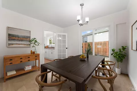 Dining - 550 Steffan St, Vallejo, CA 94591 photo 2 of 3
