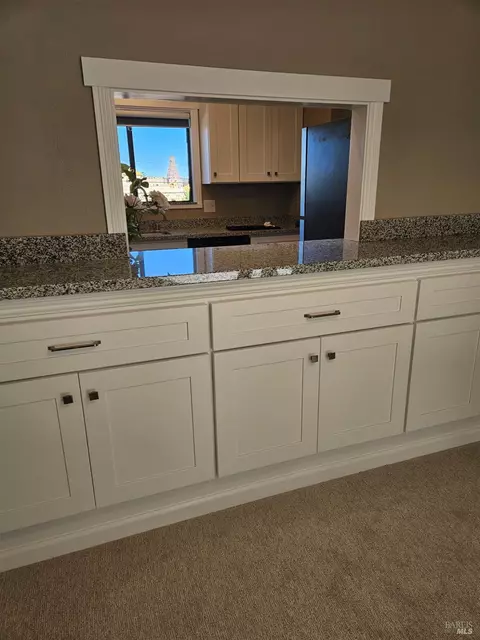 Kitchen - 2601 Sinclair Ave #6, Concord, CA 94519 photo 2 of 7