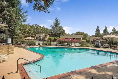 Exterior - 830 Augusta Cir, Napa, CA 94558 photo 11 of 14