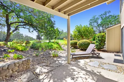 Exterior - 830 Augusta Cir, Napa, CA 94558 photo 2 of 14