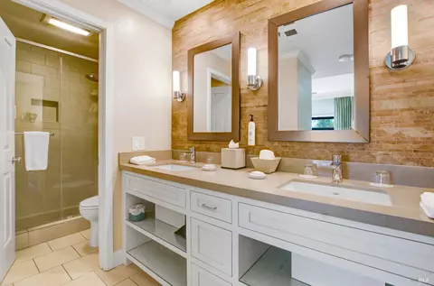 Bath - 830 Augusta Cir, Napa, CA 94558 photo 1 of 2