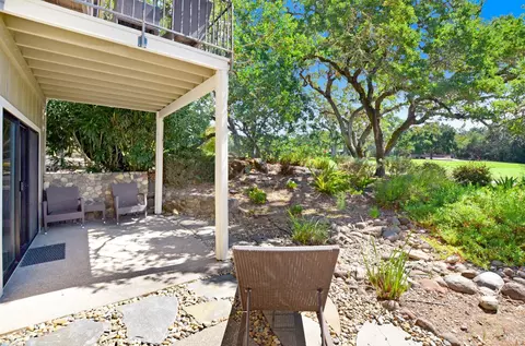 Exterior - 830 Augusta Cir, Napa, CA 94558 photo 4 of 14