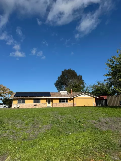 4595 Beck Ln, Vacaville, CA 95688