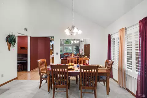 Dining - 462 Eagle Ln, Vacaville, CA 95687 photo 1 of 2