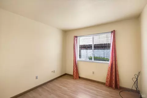 Bedroom - 462 Eagle Ln, Vacaville, CA 95687 photo 1 of 2