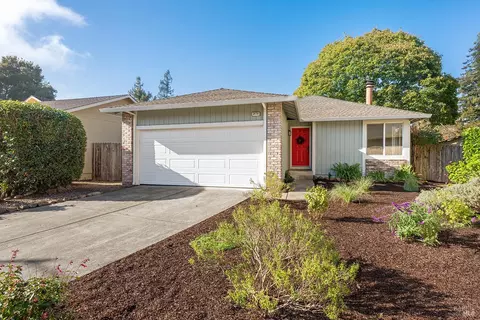 2478 Copperfield Ct, Santa Rosa, CA 95401