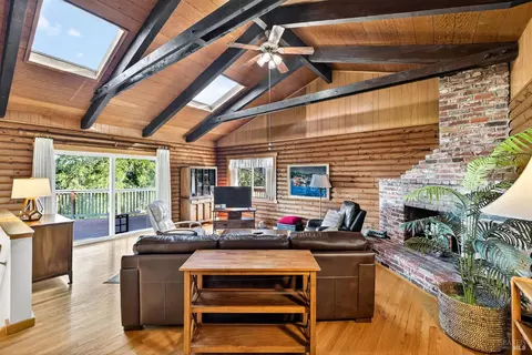 30 Manzanita Ave, Novato, CA 94945