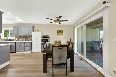 Dining - 4118 Georgia St, Vallejo, CA 94591 photo 2 of 5