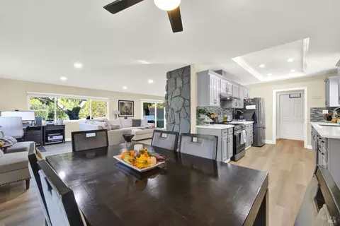 Dining - 4118 Georgia St, Vallejo, CA 94591 photo 4 of 5