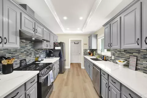 Kitchen - 4118 Georgia St, Vallejo, CA 94591 photo 5 of 7