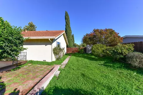 Exterior - 1803 Monarch Dr, Napa, CA 94558 photo 6 of 8