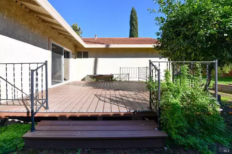 Exterior - 1803 Monarch Dr, Napa, CA 94558 photo 5 of 8