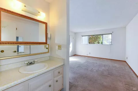 Bath - 1803 Monarch Dr, Napa, CA 94558 photo 1 of 3