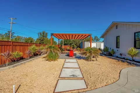 Exterior - 6140 Gilmore Ave, Cotati, CA 94931 photo 16 of 29