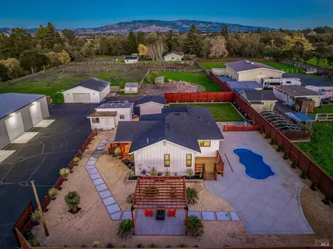 Exterior - 6140 Gilmore Ave, Cotati, CA 94931 photo 23 of 29