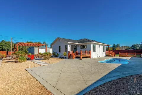 Exterior - 6140 Gilmore Ave, Cotati, CA 94931 photo 15 of 29