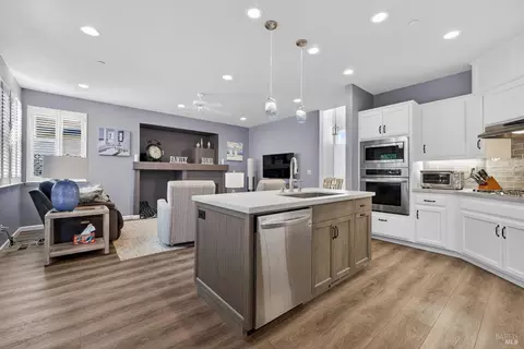 Kitchen - 8050 Leno Dr, Windsor, CA 95492 photo 8 of 9