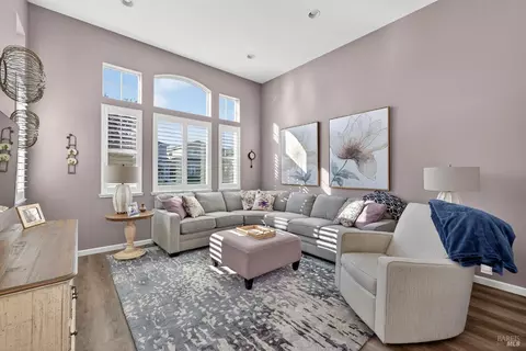 Living - 8050 Leno Dr, Windsor, CA 95492 photo 1 of 3