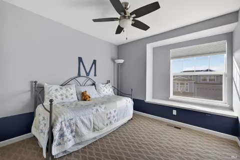 Bedroom - 8050 Leno Dr, Windsor, CA 95492 photo 4 of 4