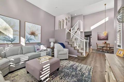 Living - 8050 Leno Dr, Windsor, CA 95492 photo 2 of 3
