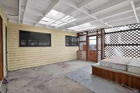 Exterior - 1018 E Tabor Ave, Fairfield, CA 94533 photo 7 of 7