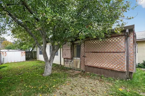 Exterior - 1018 E Tabor Ave, Fairfield, CA 94533 photo 3 of 7