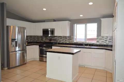3900 N State St #75, Ukiah, CA 95482 photo 2