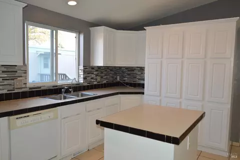 3900 N State St #75, Ukiah, CA 95482 photo 4
