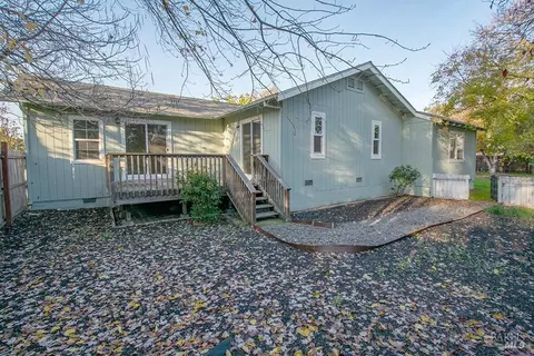Exterior - 19191 Arnold Dr, Sonoma, CA 95476 photo 2 of 6