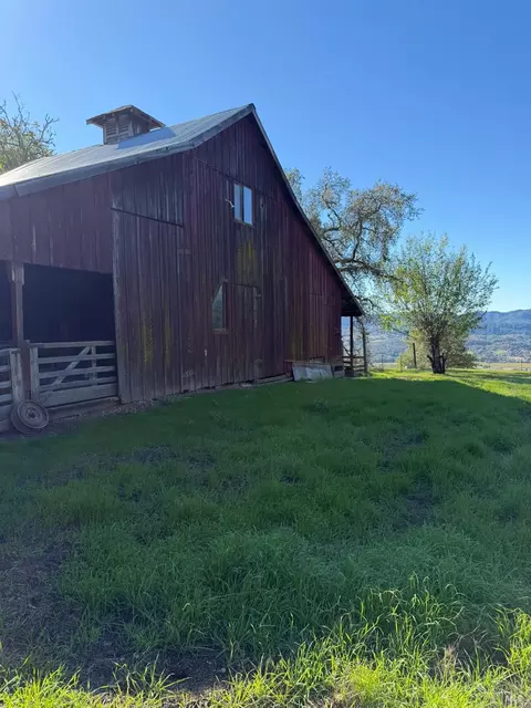 26870 River Rd, Cloverdale, CA 95425 photo 18