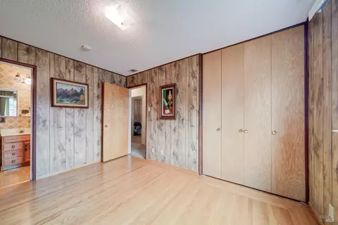 Bedroom - 818 Ashwood Ave, Vallejo, CA 94591 photo 5 of 5