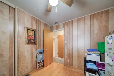 Bedroom - 818 Ashwood Ave, Vallejo, CA 94591 photo 1 of 5